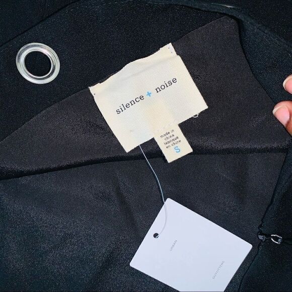 URBAN OUTFITTERS BLACK HALTER MINI DRESS‎ - Picture 8 of 10